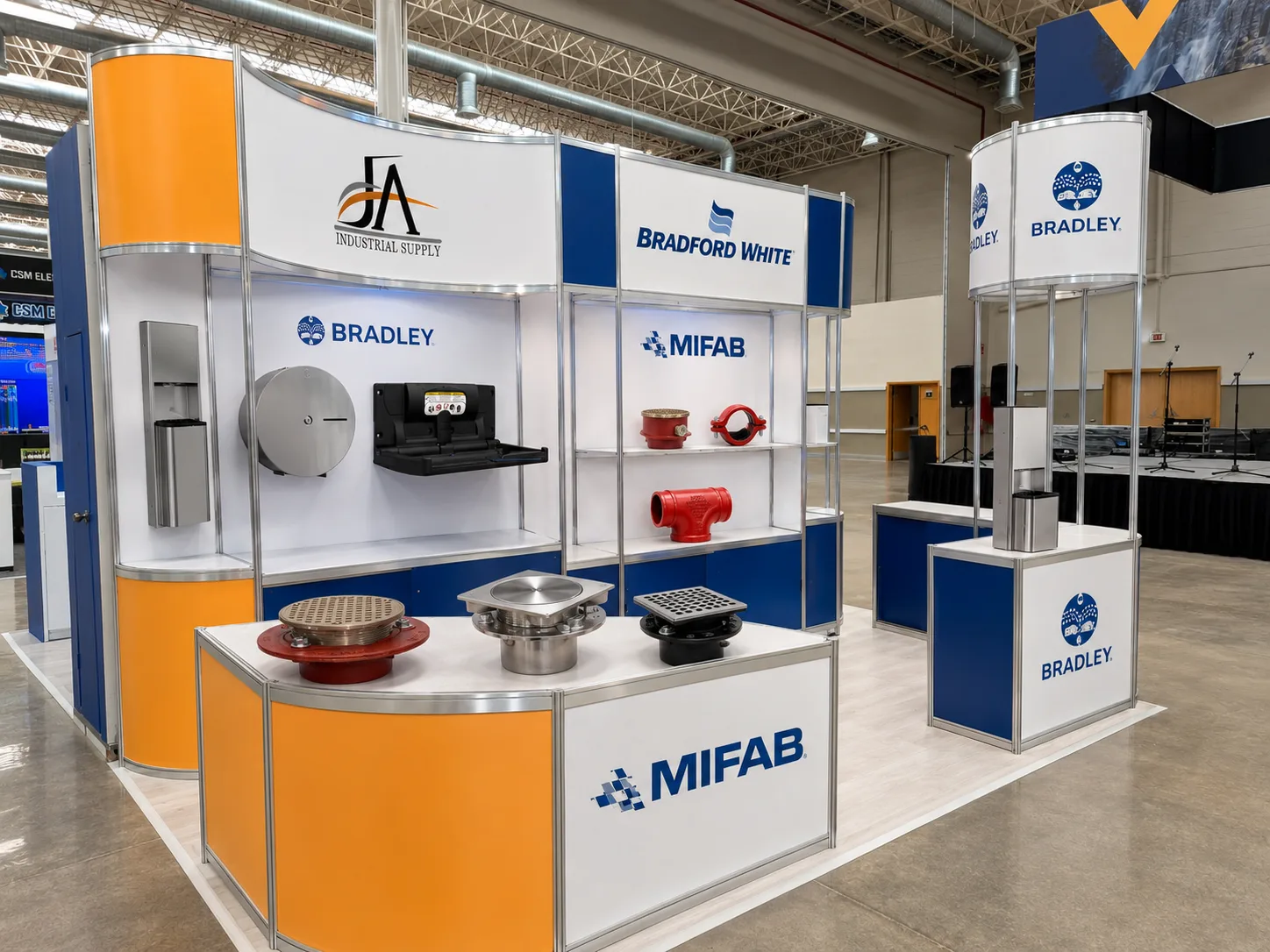 Exhibición de JA Industrial Supply con producto Bradley, MIFAB y Bradford White